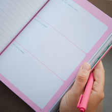 Cargar imagen en el visor de la galería, Journal Sessions - como un diario íntimo de la adultez