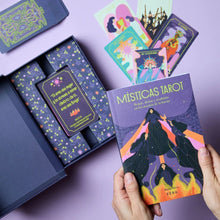 Cargar imagen en el visor de la galería, Místicas tarot: edición especial (libro + cartas)
