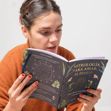 Cargar imagen en el visor de la galería, astrologia para amar el diario onnea 
